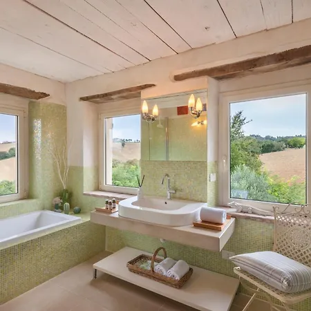 Luxury In Le Marche Casa Sant'elia
